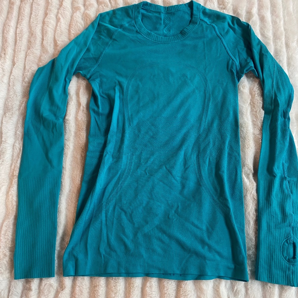 Lululemon Tech Long Sleeve Size 6